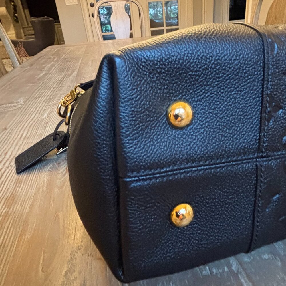 Like New Louis Vuitton Melie Black Leather Empreinte Monogram Shoulder Bag - Picture 7 of 10